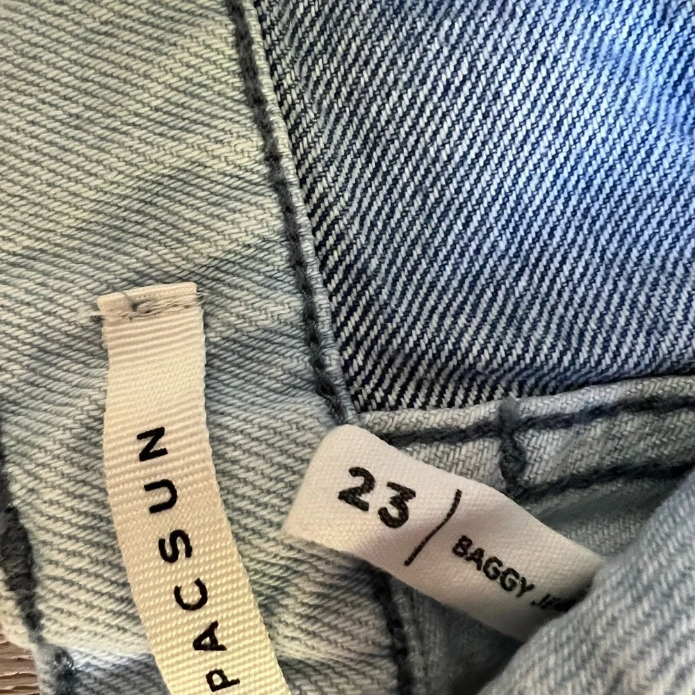 PacSun Women’s Jeans Sz 23 - Picture 4 of 4